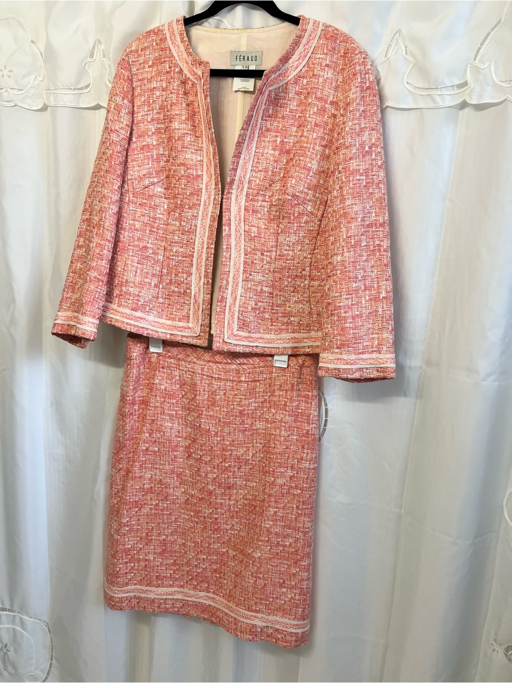 Louis Feraud Tweed Skirt Suit FR 46 US 14 XL Pink Coral Silk Lined 2 Piece - Picture 3 of 16